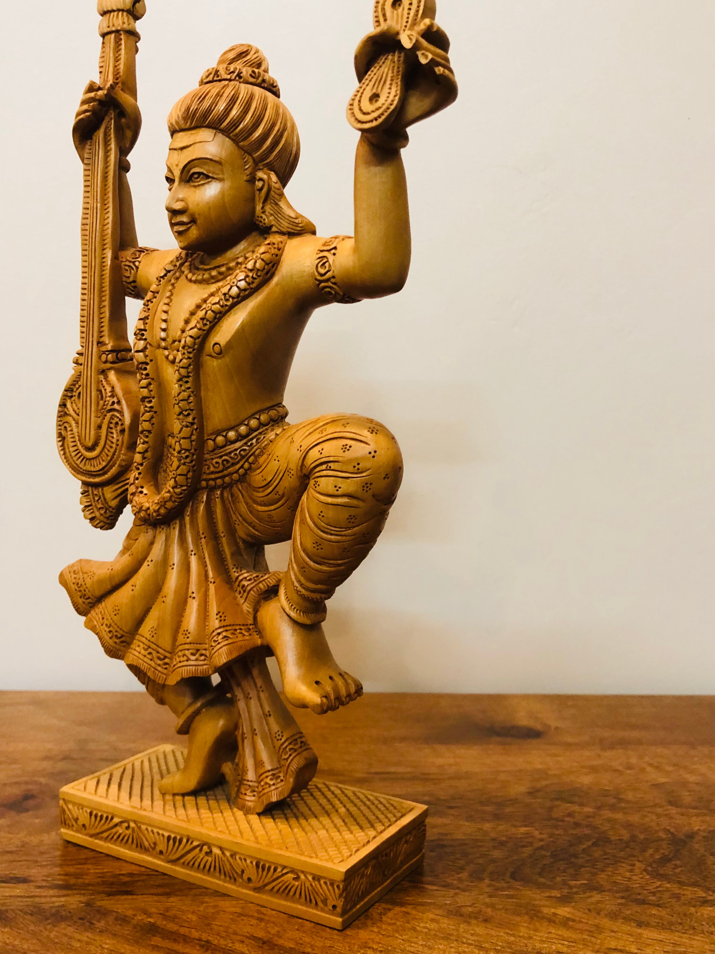 Wooden Special Dancing Narayana Statue – Malji Arts India : CRAFTS OF INDIA